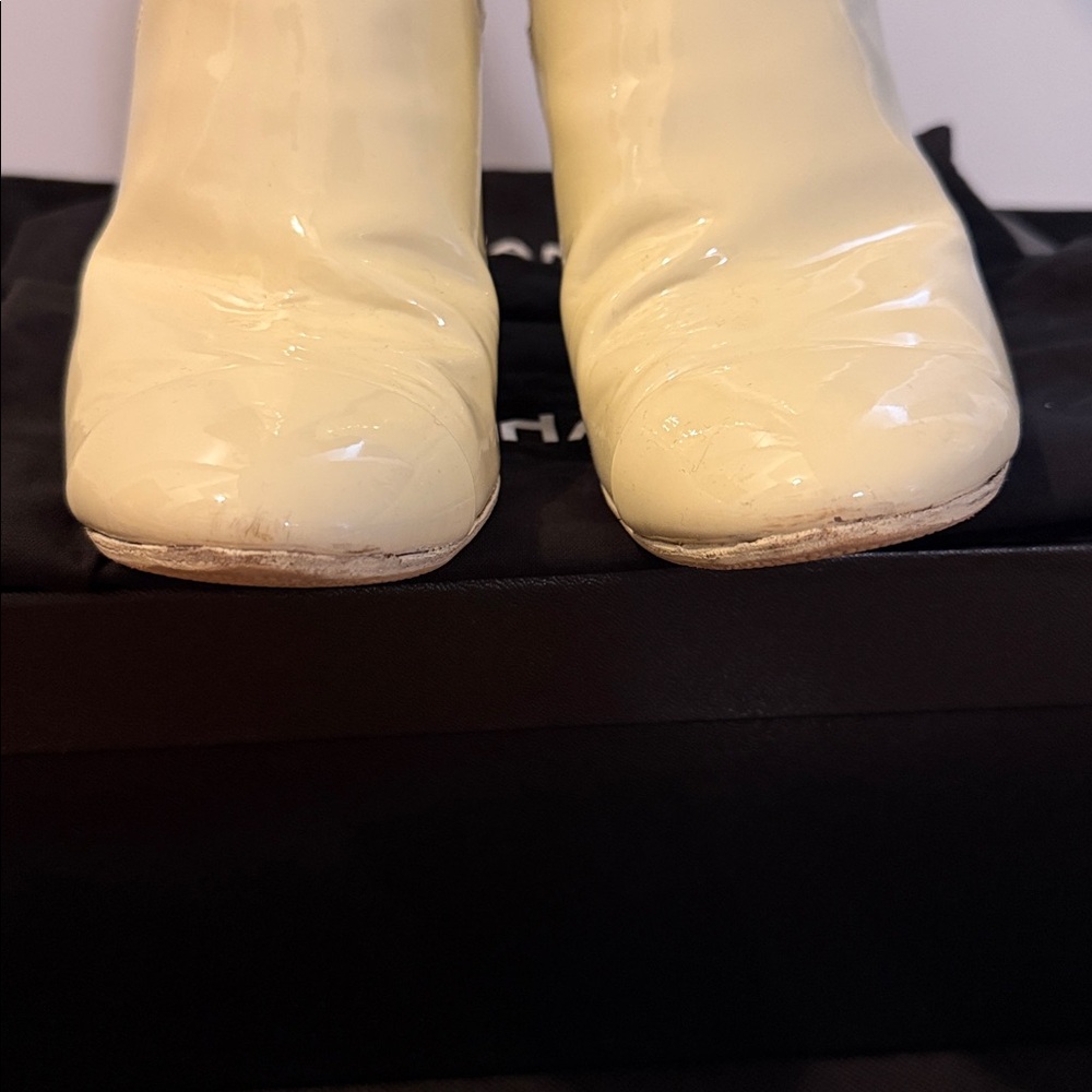 Chanel boots - Picture 8 of 14